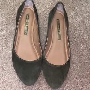 Swede army green flats
